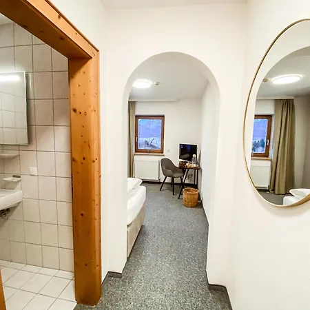 Kreativhaustirol Hotel 3*