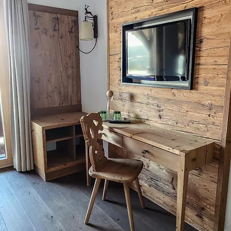 Kreativhaustirol Hotel 3*
